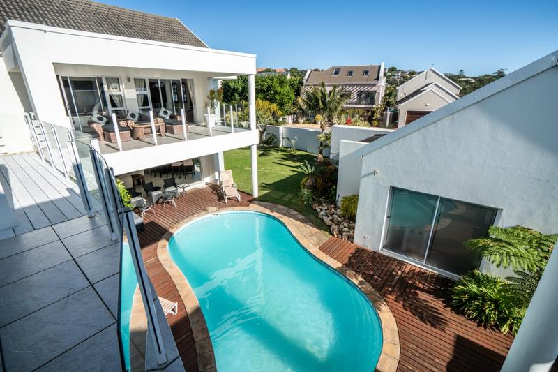6 Bedroom Property for Sale in Royal Alfred Marina Eastern Cape